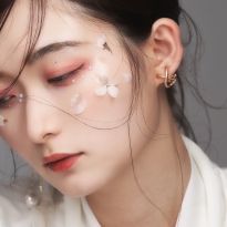 Strength like cherry blossoms