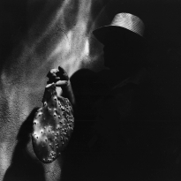 Mano de Grana Cochinilla (Grana Cochineal Hand)