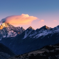 Queen of Shu Mountain - Four Girls