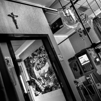 Accompanying a son to hell and bringing him back